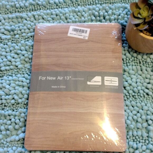 New Air 13" MacBook, Wood Grain Look. Fits A1932/A2179/A2337. - Picture 2 of 8